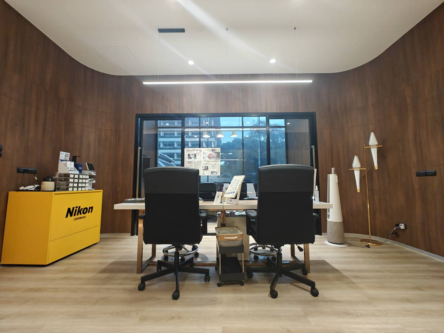 Optical X Fitting Studio